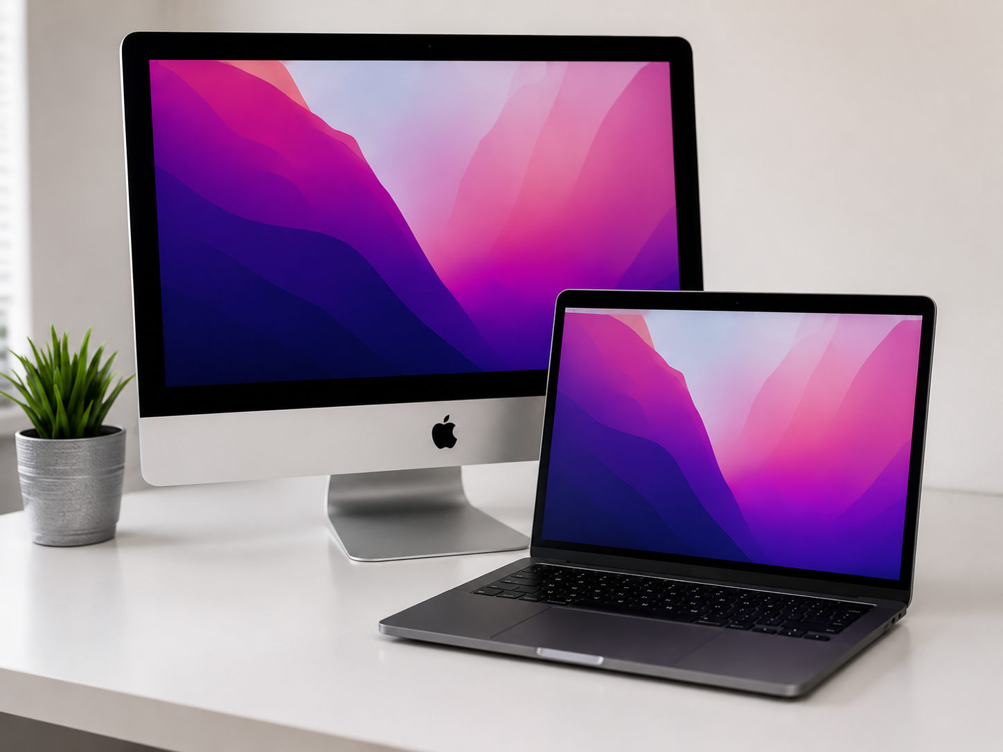 Apple style desktop and laptop setup
