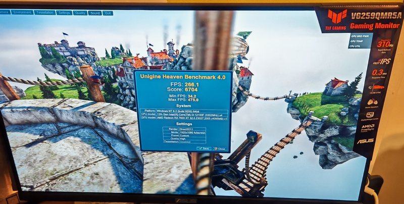 Monitors and gaming monitors